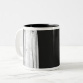 2人の哀悼者 ツートーンマグカップ (正面左)