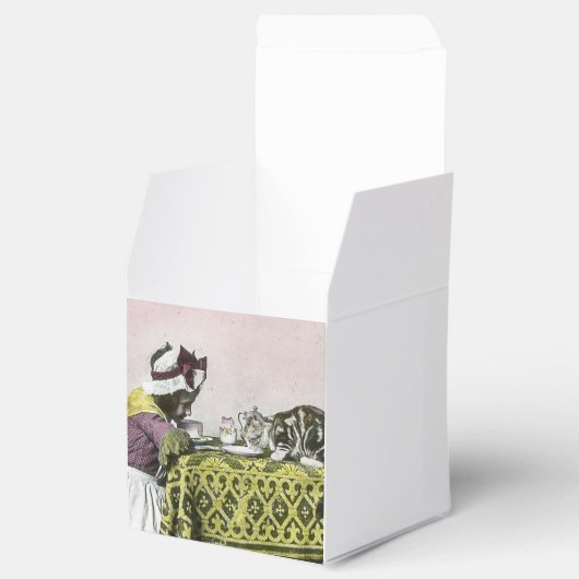 2人の女の子と子ビクトリアンネコのお茶パーティーのお茶 フェイバーボックス (オープン)