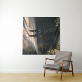 2人の女性歩くが森の間を通る朝 タペストリー (インサイチュ(横))