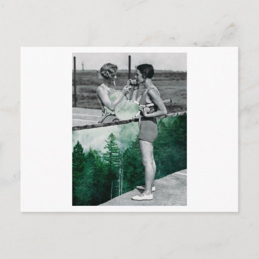 2人の女性遊のテニスと喫煙。コラージュアート ポストカード (正面)