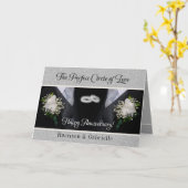 2人の新郎の結婚記念日おめでとう カード (黄色い花)