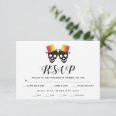 2人の花婿がレインボーカラーの紙吹雪を浴びるゲイウェディング 出欠カード (スタンド正面)