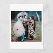 2人の芸者と1人の舞妓と傘 旧日本 ポストカード (正面)