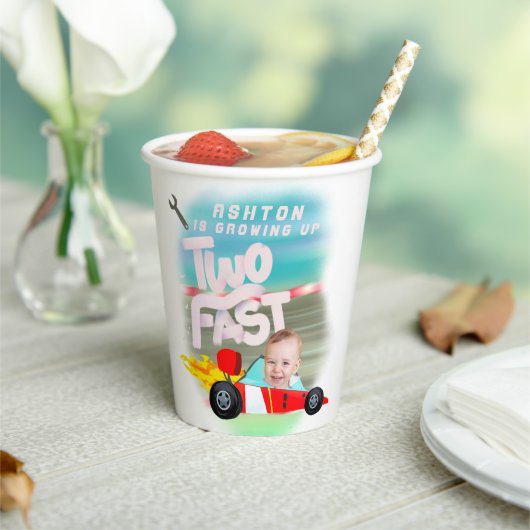 2人の誕生日パーティー 紙コップ (インサイチュ)