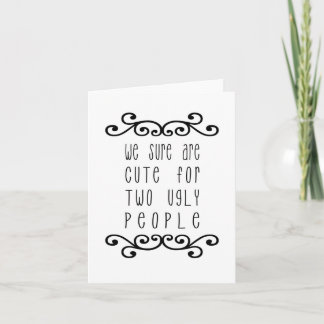 2人の醜い人が可愛い – 白 シーズンカード