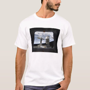 2個のロシアの宇宙船 Tシャツ