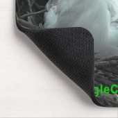 2個の卵の横の2013年のマウスパッドに坐っているミイラ マウスパッド (コーナー)