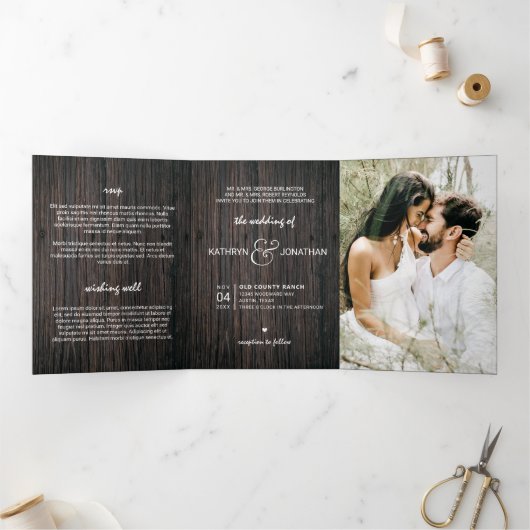 2写真の後ずっと楽しく笑いを愛結婚する 三つ折り招待状 (内部)