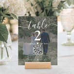 2写真の結婚WebサイトQRコードダークテーブル番号<br><div class="desc">ウェディングパーソナライズされたレセプションの装飾に仕上げtouchを追加しカスタムて、写真とQRコードテーブルナンバーカード。写真と全ての文字シンプルはカスタマイズに対して、前面と背面で違うも同じでも構わない。好みもしは、「愛を獲得」を「ハネムーン基金」、「特別な感謝してい」、「メニュ」、「私たちの愛の物語」または選択の他の文字に変更。(画像の配置のヒント：写真を正確に中央に配置する簡単方法は、Zazzleウェブサイトにアップロードする前にトリミングする。 QRコードを携帯カメラでスキャンすることにより、ゲストはビデオメッセージやデジタル決済アプリ結婚、ソーシャルメディアページなどの重要な/面白い情報を使用して、ウェブサイトや他のオンラインの場所に直接送信される。両面の白黒デザインは、ミニマルモダンタイポグラフィ、手書きの台本の書道、2カスタムのQRコード、および写真を備えている。これらエレガントと表ユニーク番カードは特別な日スタイリッシュお祝いに加えられる。前面の写真の例はTim Stagge on Unsplash (@tim_stagge)による。</div>
