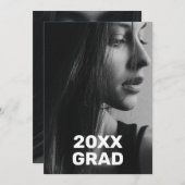 2写真トレンディーモダン白はっきりした文字卒業 招待状 (正面/裏面)