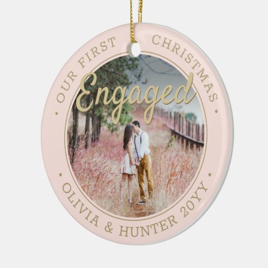 2写真初めてのクリスマス婚約した赤面と金ゴールド セラミックオーナメント (左)