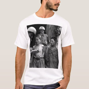 2北朝鮮のboys_Warイメージ Tシャツ