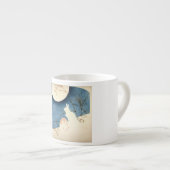 2匹のウサギおよび月の陶磁器のエスプレッソのコップ エスプレッソカップ (正面右)