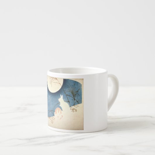2匹のウサギおよび月の陶磁器のエスプレッソのコップ エスプレッソカップ (正面右)