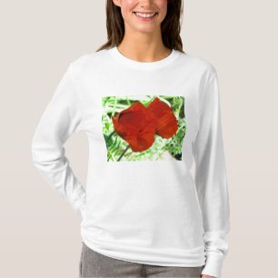 2匹のオニゲシの花の写真 Tシャツ