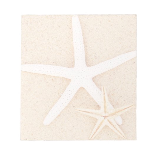 2匹のヒトデを乗せたビーチ ノートパッド (正面)