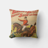 2匹のポニーが障害物を飛び越えるサーカスポスター クッション (正面)