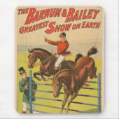 2匹のポニーが障害物を飛び越えるサーカスポスター マウスパッド (正面)