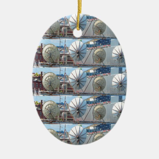 2匹の側面によって印刷されるオーナメントのボストンパラボラアンテナ セラミックオーナメント (正面)