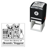 2匹の犬が隠れて本の陰に"の図書館から" セルフインキングスタンプ (インサイチュ)