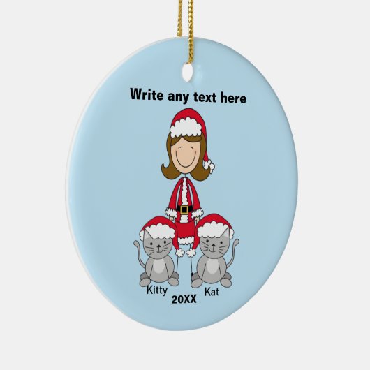 2匹の猫のクリスマスオーナメントを持つ女性 セラミックオーナメント (右)