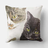 2匹の猫 – 虎猫とネクタイ クッション (裏面)