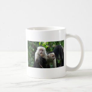 2匹の白い顔のCapuchin猿 コーヒーマグカップ