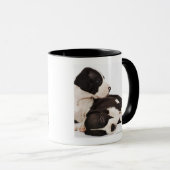 2匹の道化師のグレートデーンの子犬 マグカップ (正面右)