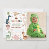 2匹の野生のかわいい恐竜2nd誕生日の写真 招待状 (正面)