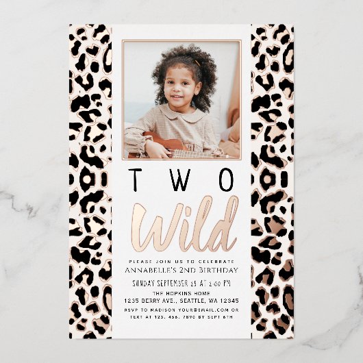 2匹の野生ヒョウのスポット写真キッズ2nd誕生日 箔招待状 (正面)