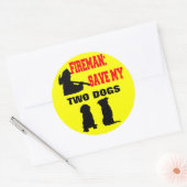 2匹救の犬の消防士 ラウンドシール (封筒)