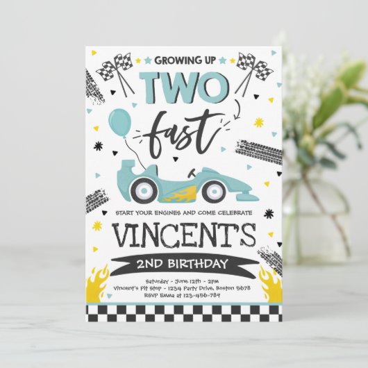 2台のファストブルーのレースカーを育てる2歳の誕生日 招待状 (スタンド正面)