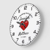 2周年結婚記念日のプレゼントに最適な名入れギフト ラージ壁時計 (傾斜)