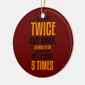 2回おもしろいの大工ジョイナー木工の測定 セラミックオーナメント (左)