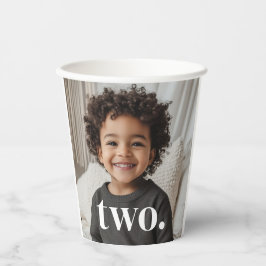 2回目の誕生日の写真 – 2 紙コップ