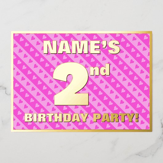 2回目の誕生日パーティー—おもしろいピンクのハートとストライプ 箔招待状 (正面)