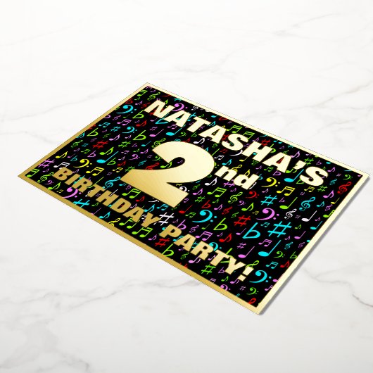 2回目の誕生日パーティー:おもしろい、カラフル音楽シンボル 箔招待状 (回転した状態)