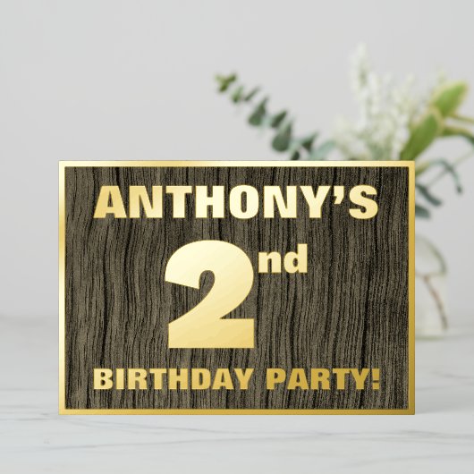 2回目の誕生日パーティー: はっきりした、フェイク木目のパターン 箔招待状 (立ち正面)