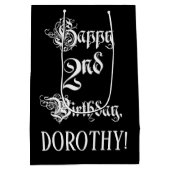 2回目の誕生日： ファンシー、スクリプエレガントト+名前をカスタムする ミディアムペーパーバッグ (裏面)