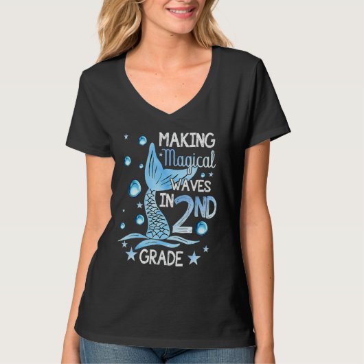 2年生の人魚の先生で魔法の波を作ろう Tシャツ (正面)