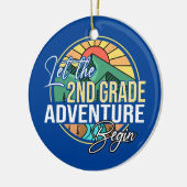 2年生の冒険を先生に戻す セラミックオーナメント (左)