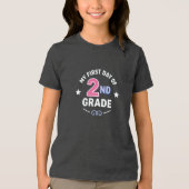 2年生の初めての日 トライブレンドTシャツ (正面)