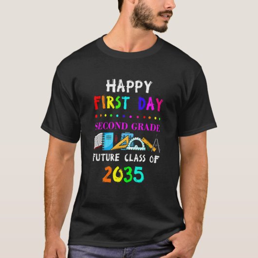 2年生の初めての登校日 おめでとう！未来のクラスメイト Tシャツ (正面)