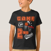 2年生の楽しいゲーム バスケットボールの初日  Tシャツ (正面)