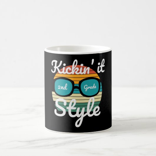 2年生スタイル Kickin It バックトゥスクールギフト コーヒーマグカップ (中央)