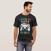 2年生チーム2年生までのビデオゲームレベル Tシャツ (正面フル)