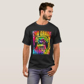 2年生レベル突破 ビデオゲーム タイダイ 後ろ姿Tシャツ Tシャツ (正面フル)