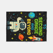 2年生以上の宇宙飛行士スペース男子ゲーマー Fi フリースブランケット (正面(横))