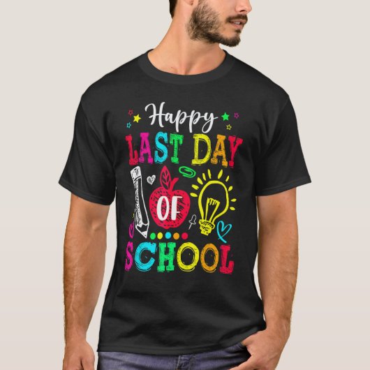 2年生最後の日 おめでとう 卒業 先生 ステッカー Tシャツ (正面)