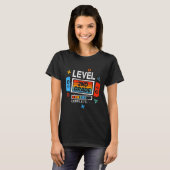 2年生 最終日の学校ビデオ Tシャツ (正面フル)
